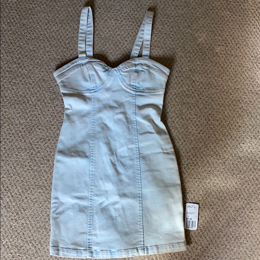 Brand new light denim stylish dress from F21